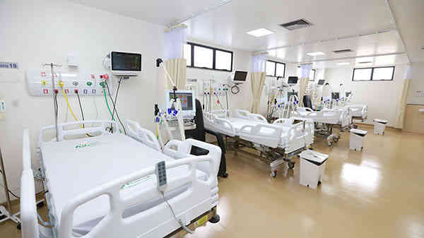 Electronic shelf labels for hospital