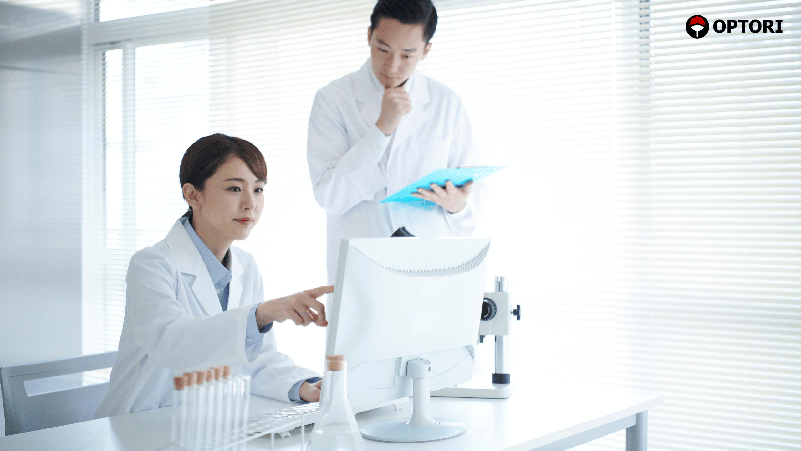 Máy tính phòng khám