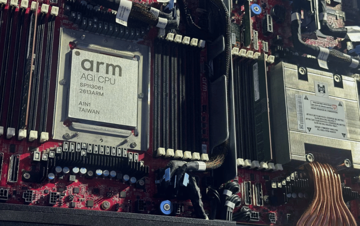 Arm muốn thoát vai nhà cấp phép IP, đặt cược lớn vào chip AI cho trung tâm dữ liệu